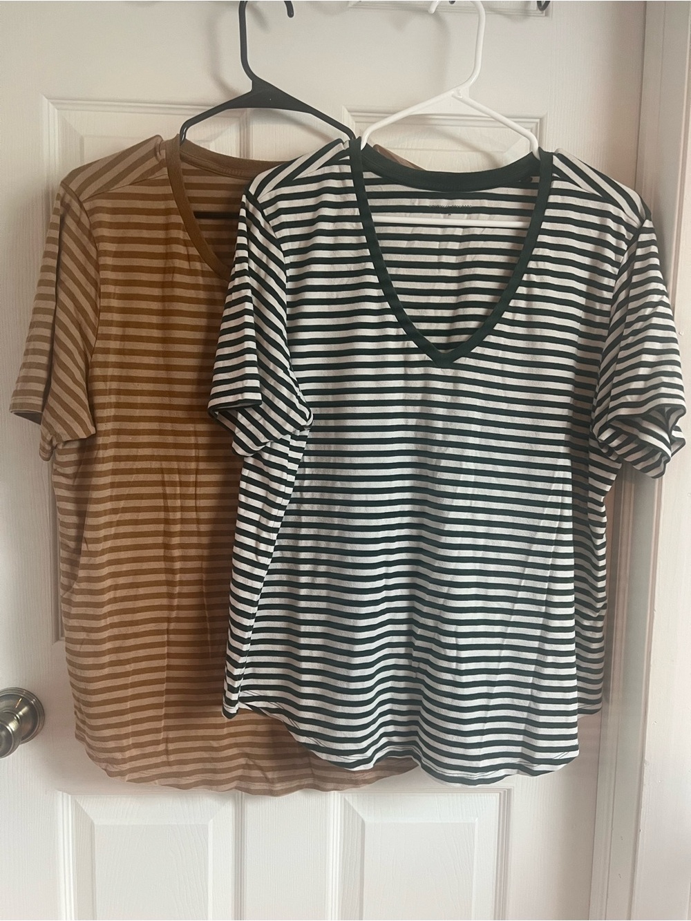 Universal Standard Tee Rex Lot of 2 Size Medium (18-20)